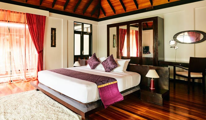 Sun Siyam Iru Fushi - Three Bedroom Over Water Aqua Retreat - Master Bedroom View